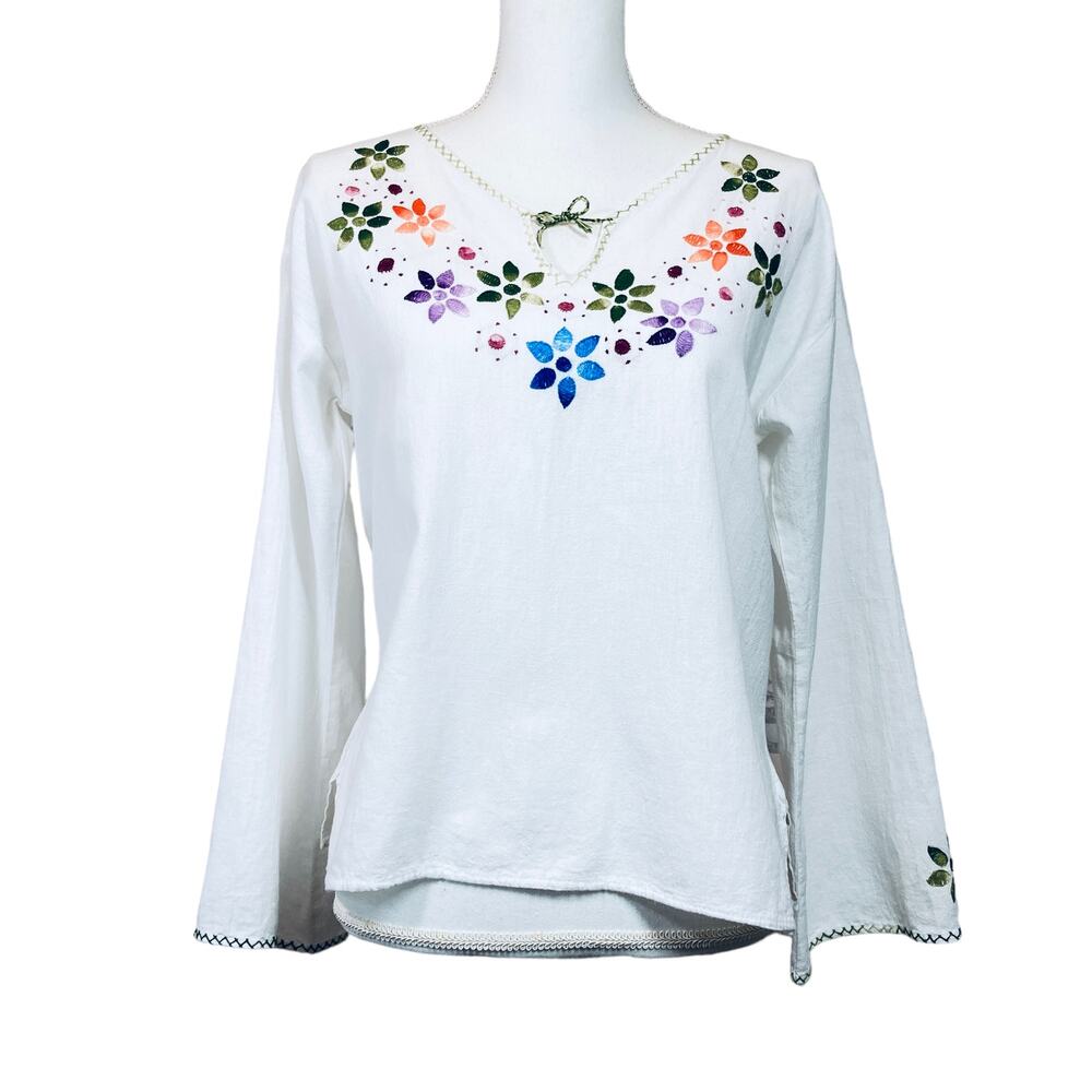 Vintage 1970s Handmade Embroidered Blouse Florals on White Chambray Size S